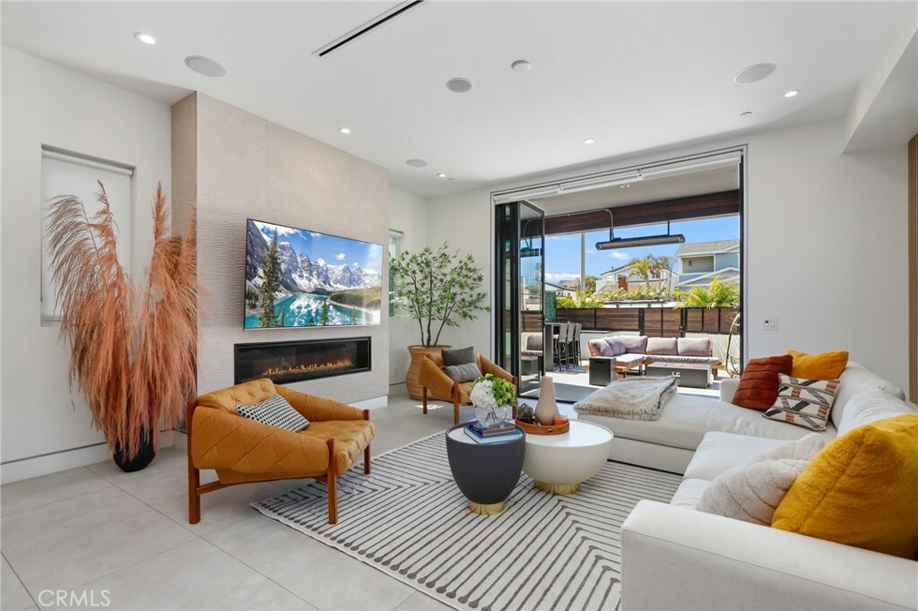 620 Huntington Street  Huntington Beach CA 92648 photo