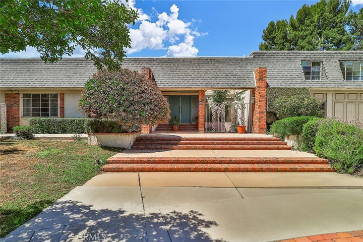 Property Photo: 17154 Marilla Street CA 91325