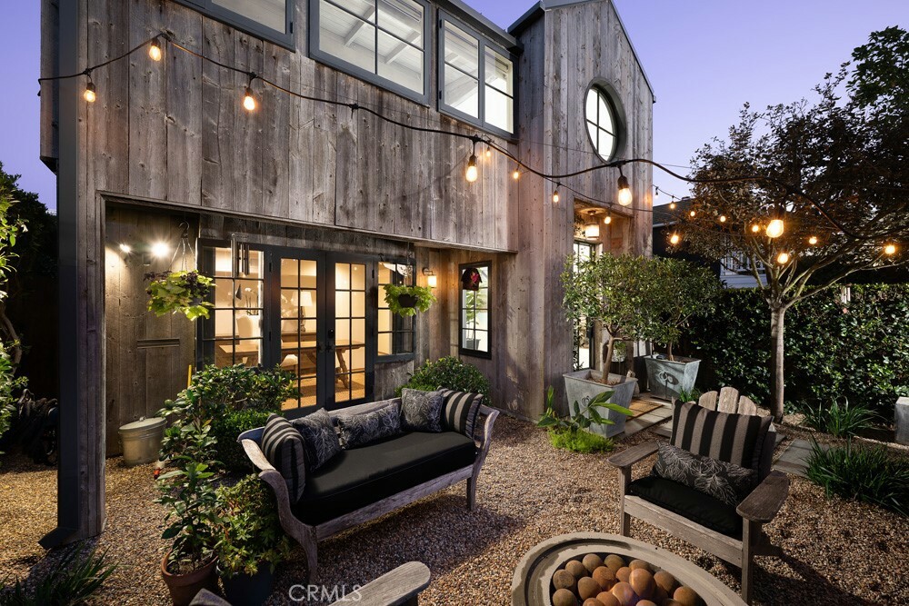 Property Photo:  604 Begonia Avenue  CA 92625 