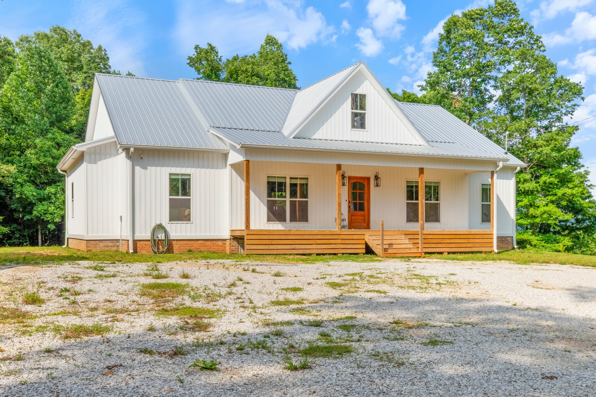 Property Photo: 5660 Bold Springs Rd TN 37101