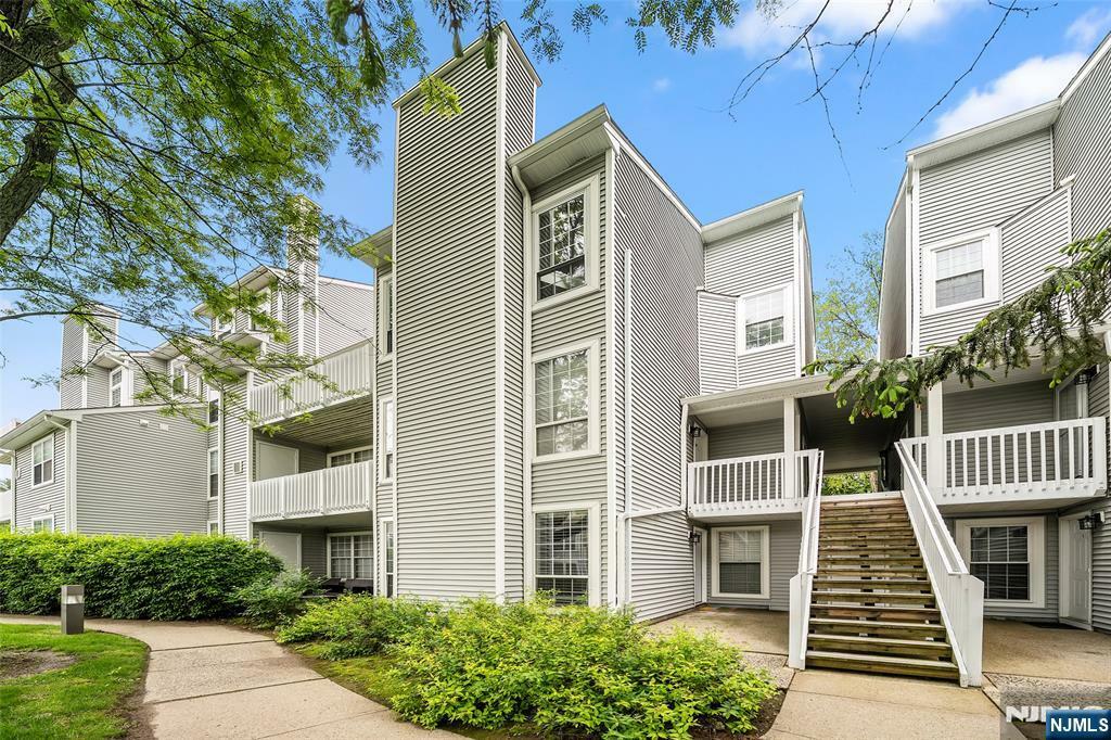 Property Photo: 32 Mallard Court NJ 07631
