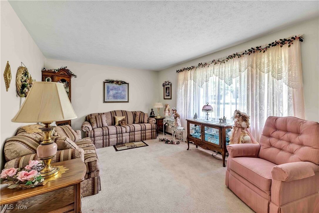 Property Photo: 3622 Valacamp Avenue SE OH 44484