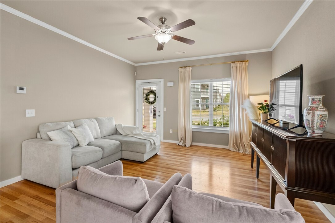 Property Photo: 2306 SW Juniper Avenue AR 72713