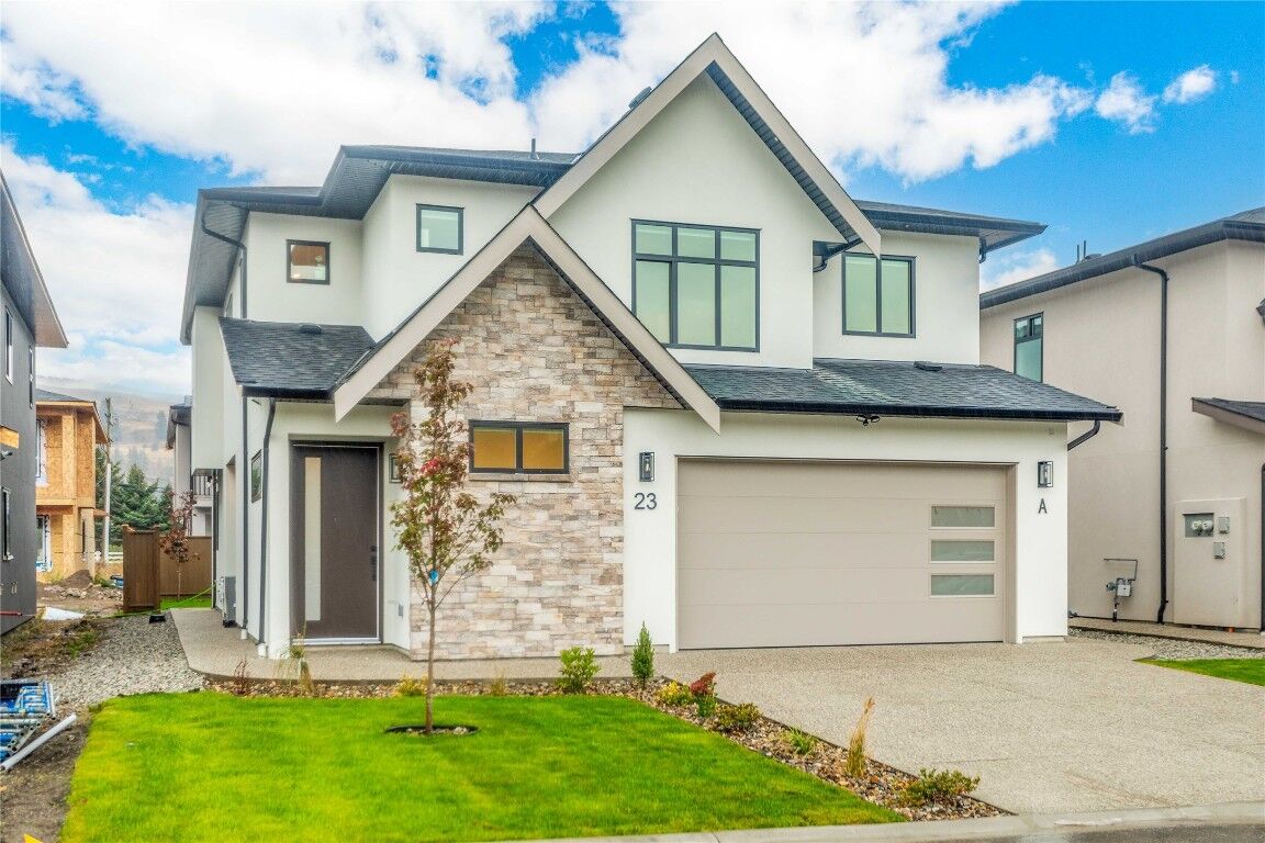 Property Photo:  19950 McCarthy Road 23  BC V4V 1T1 