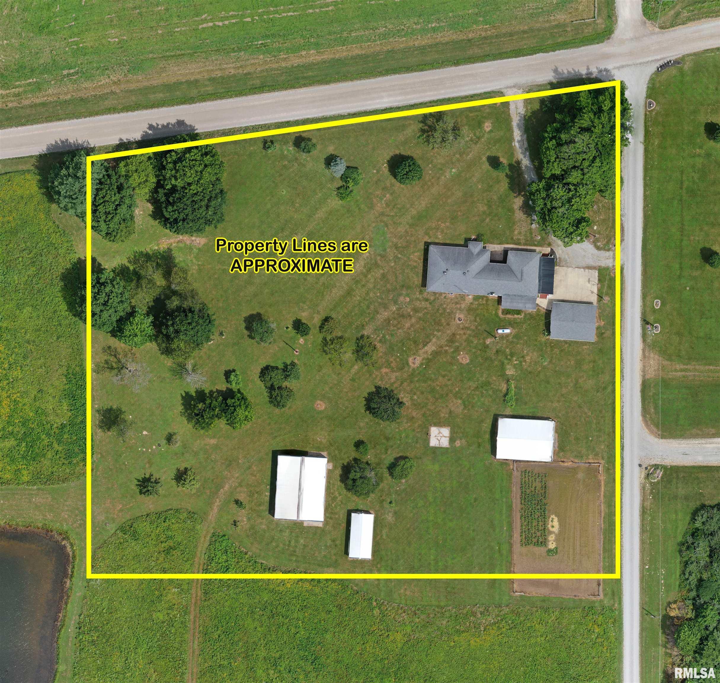 Property Photo: 16485 E Robin Road IL 62864