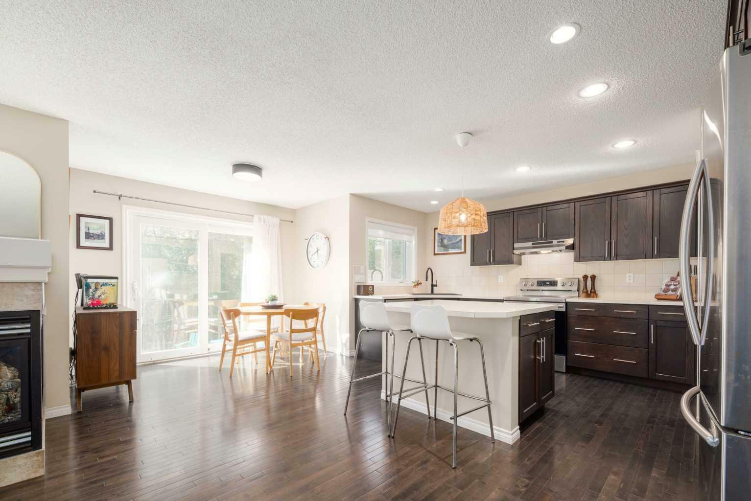 Property Photo: 87 Tuscany Summit Bay NW AB T3L 0B7