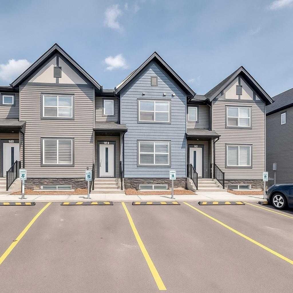 Property Photo:  75 Evanscrest Common NW 106  AB T3P 2A3 