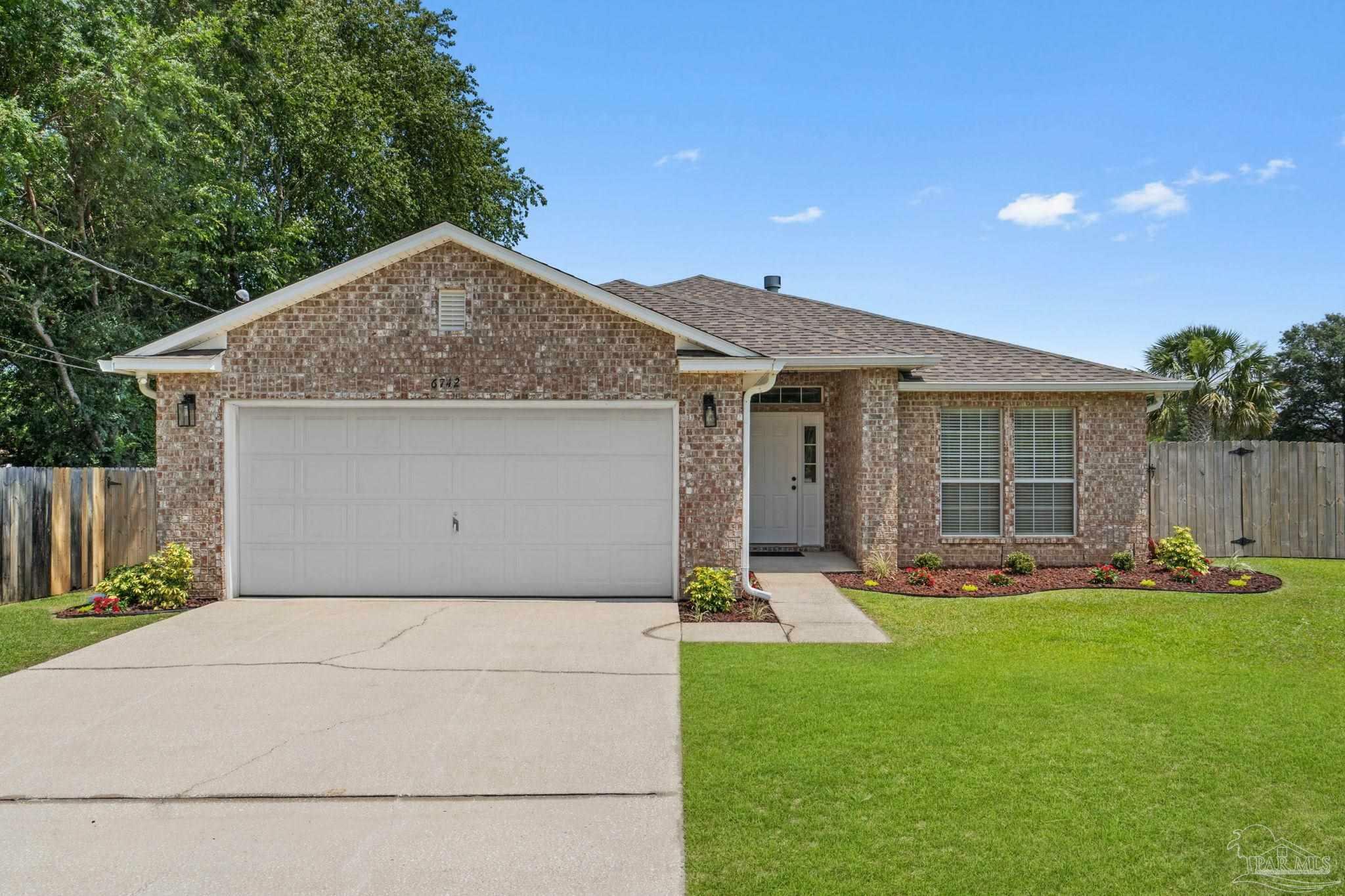 Property Photo: 6742 Britt St FL 32566