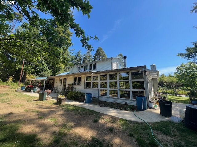 Property Photo: 53742 Rosa Rd OR 97411