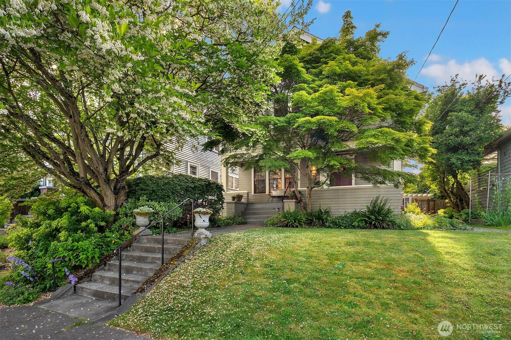 Property Photo: 3227 37th Avenue S WA 98144