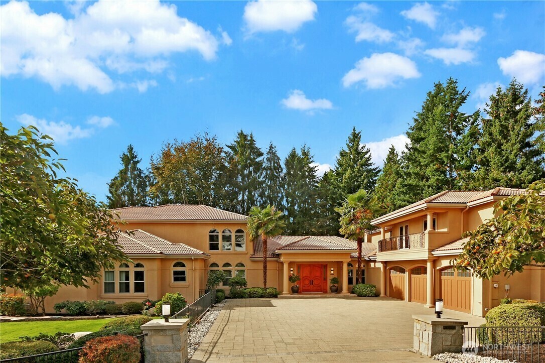 Property Photo:  1055  91st Avenue NE  WA 98004 