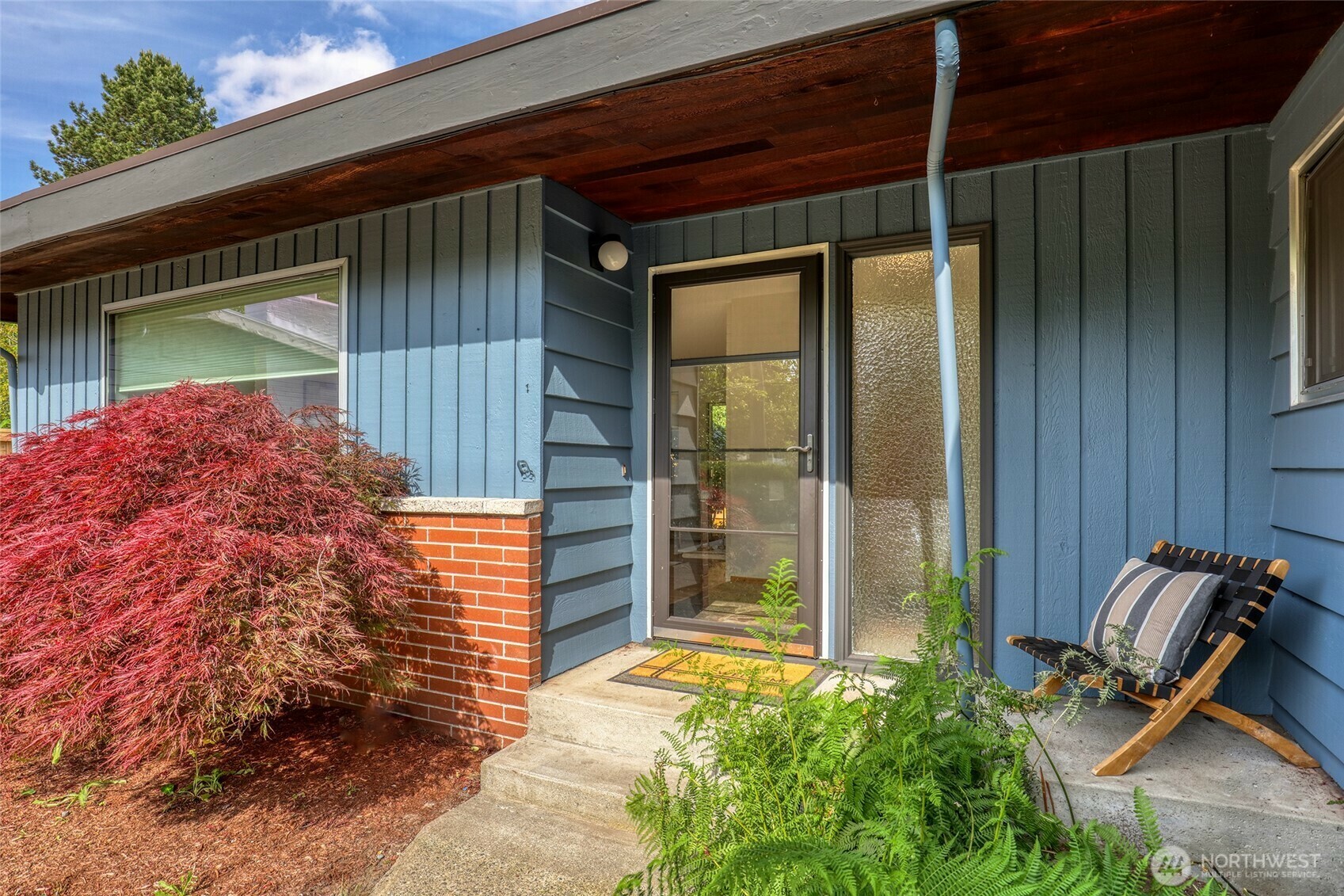 Property Photo:  17618  Meridian Avenue N  WA 98133 