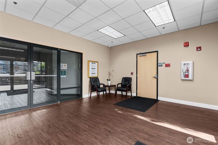 Property Photo:  3501  Colby Avenue 301  WA 98201 