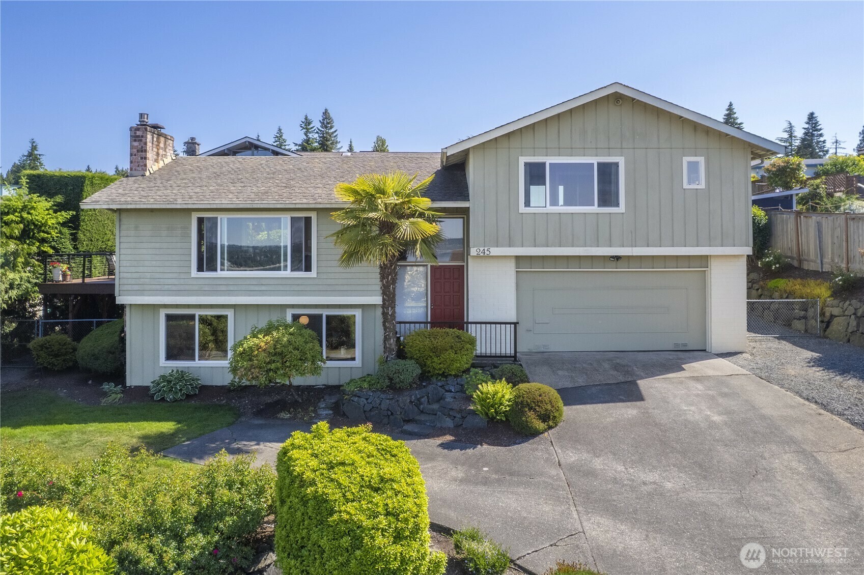 Property Photo: 245 SW 298th Place WA 98023