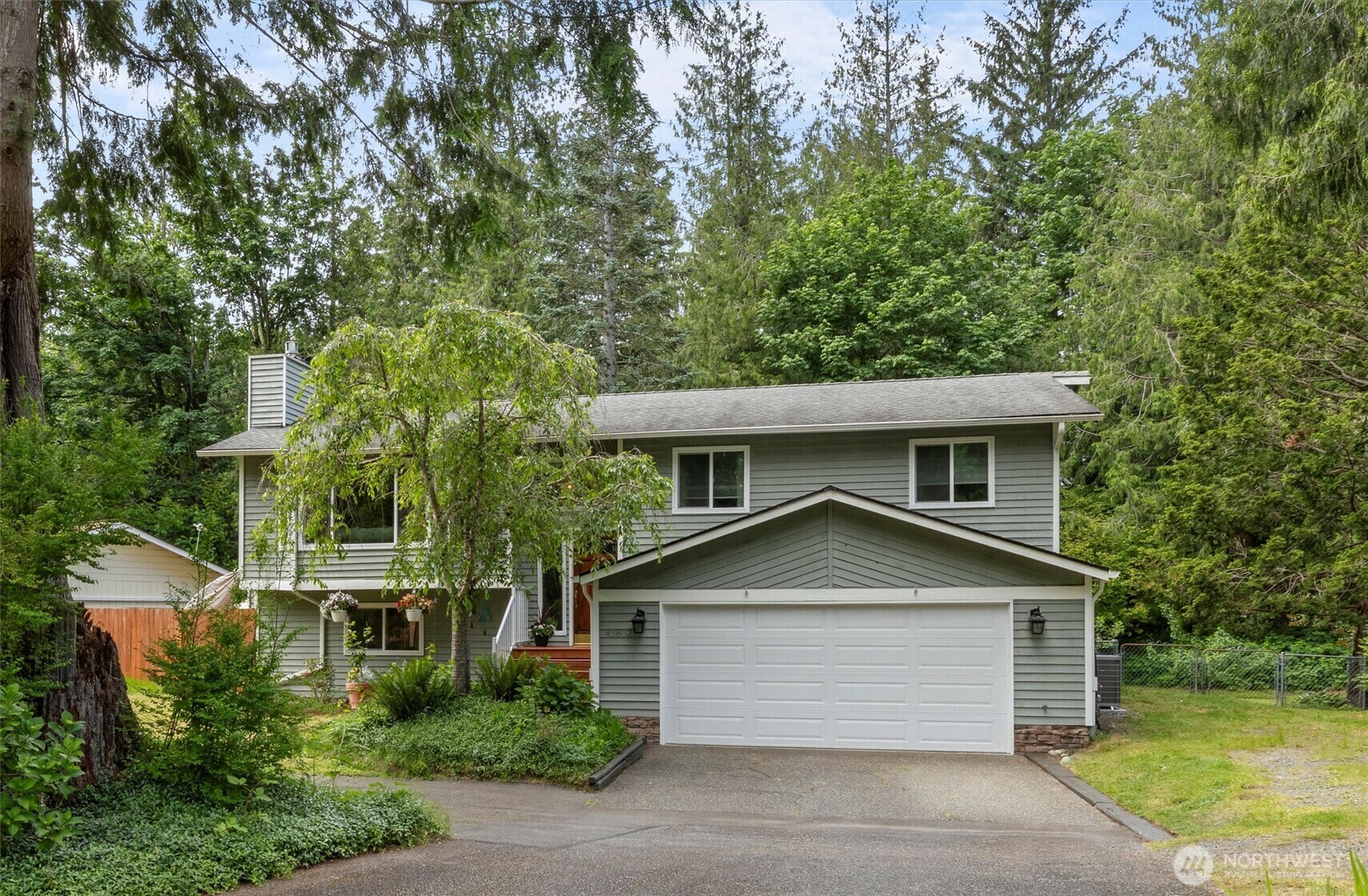 Property Photo: 43802 SE 142nd Street WA 98045
