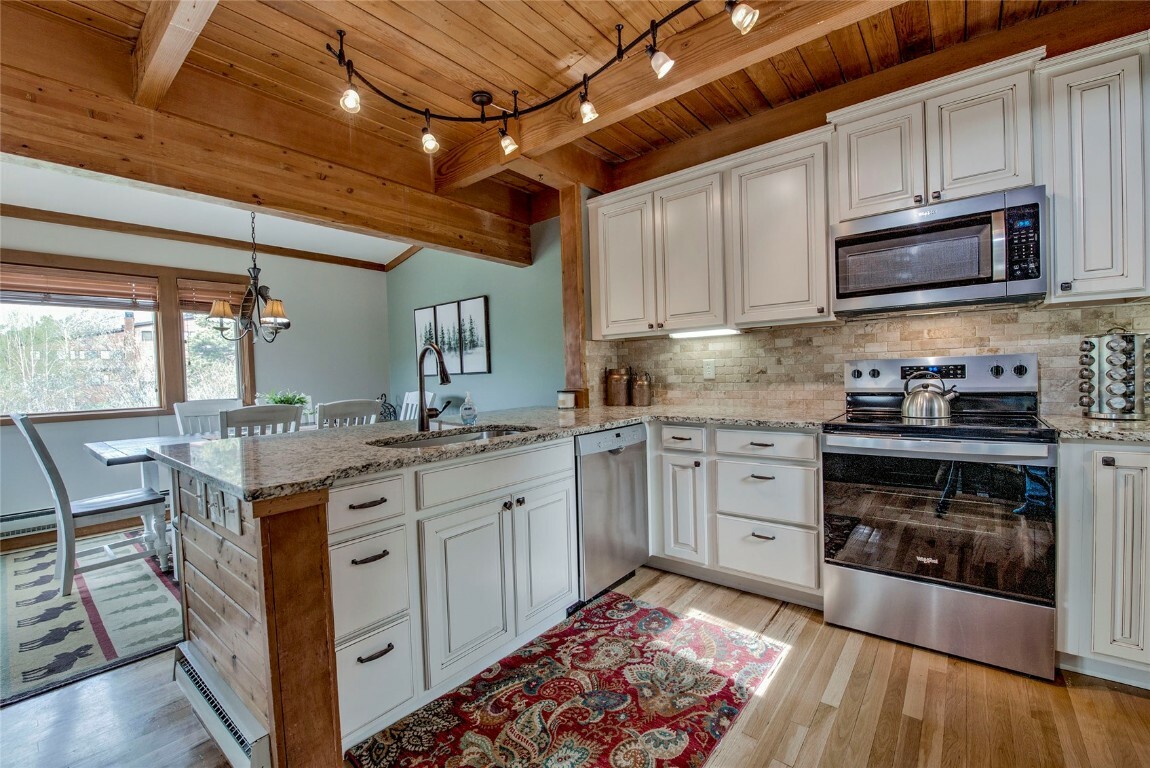 Property Photo:  380 Tennis Club Road 1314  CO 80435 