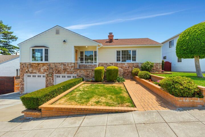 3709 Kenwood Avenue  San Mateo CA 94403 photo