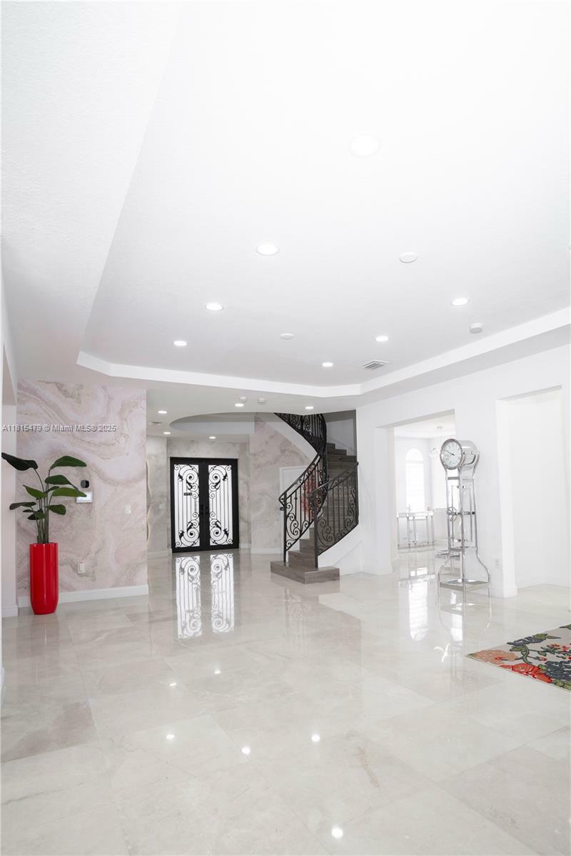 Property Photo: 6403 SW 162nd Path FL 33193