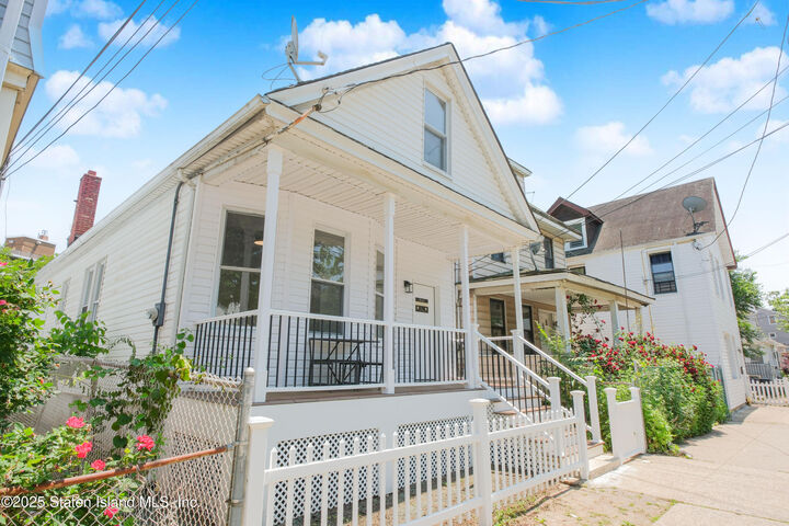 Property Photo: 229 Gordon Street NY 10304