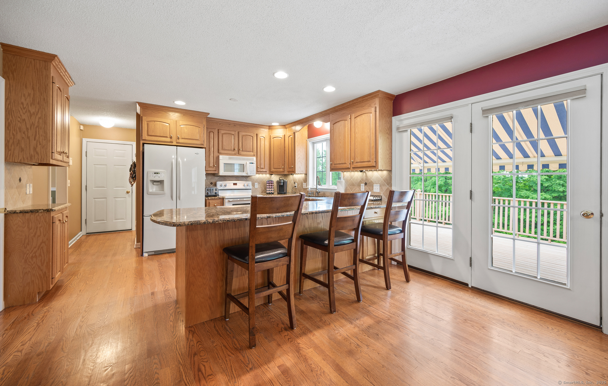 Property Photo: 156 Circlewood Drive CT 06037