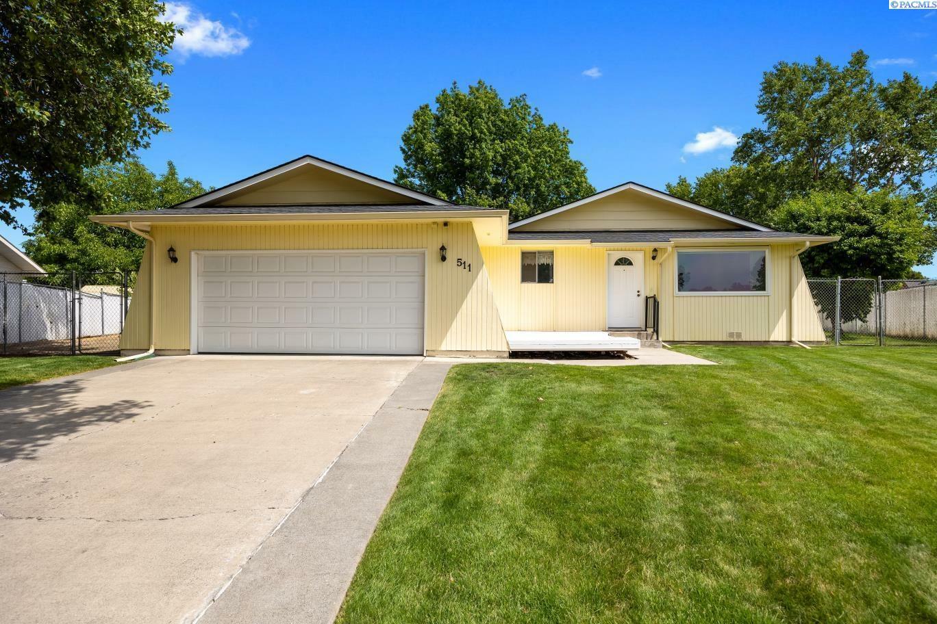 Property Photo: 511 S Buchanan Pl WA 99336-4122