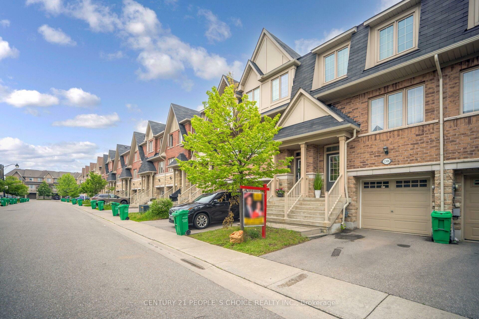 Photo de la propriété: 1306 Granrock Crescent ON L5V 0E1