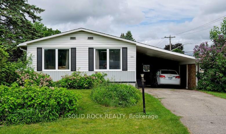 Property Photo: 211 Dodson Street ON K0G 1J0