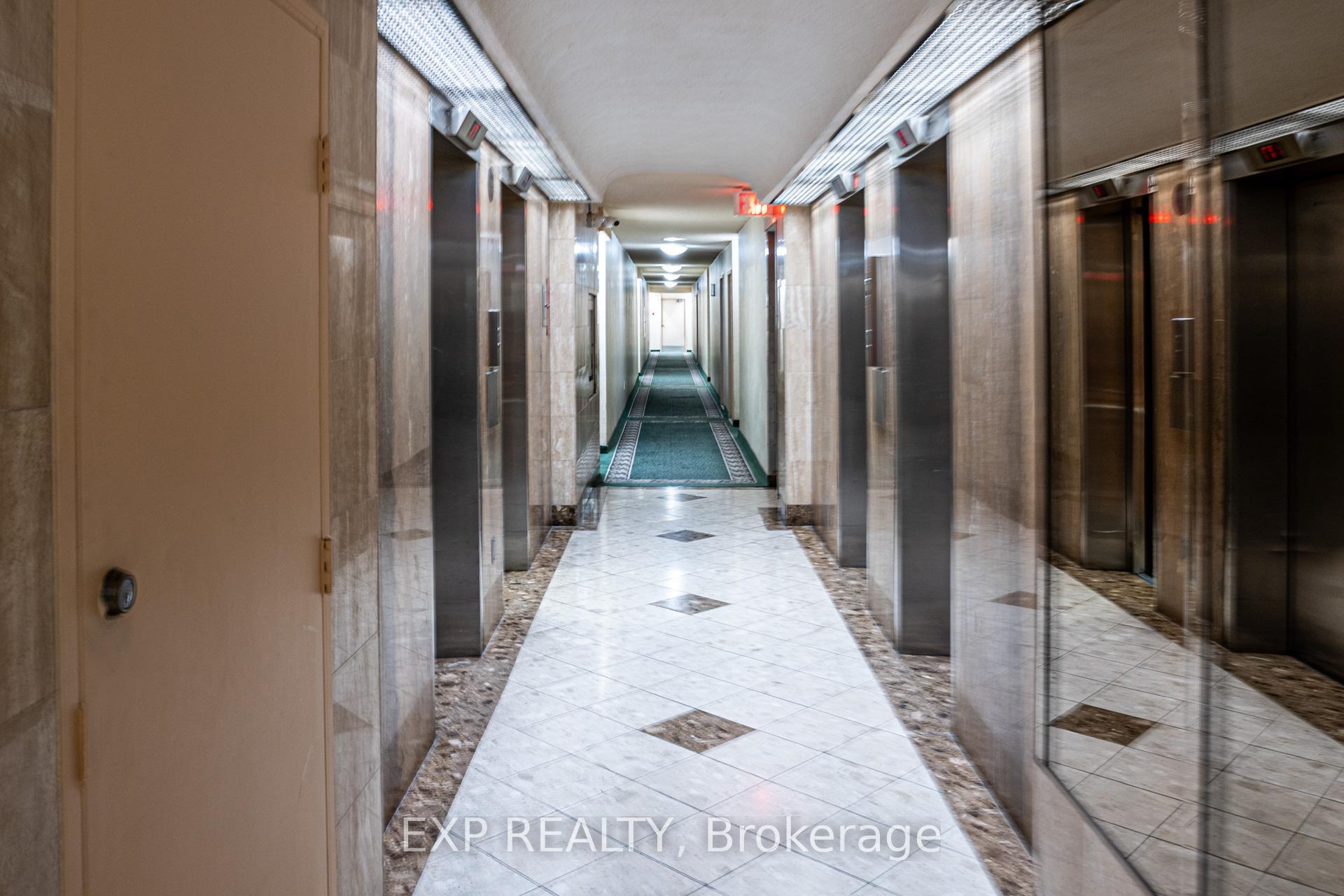 Property Photo: 205 Hilda Avenue 302 ON M2M 4B1