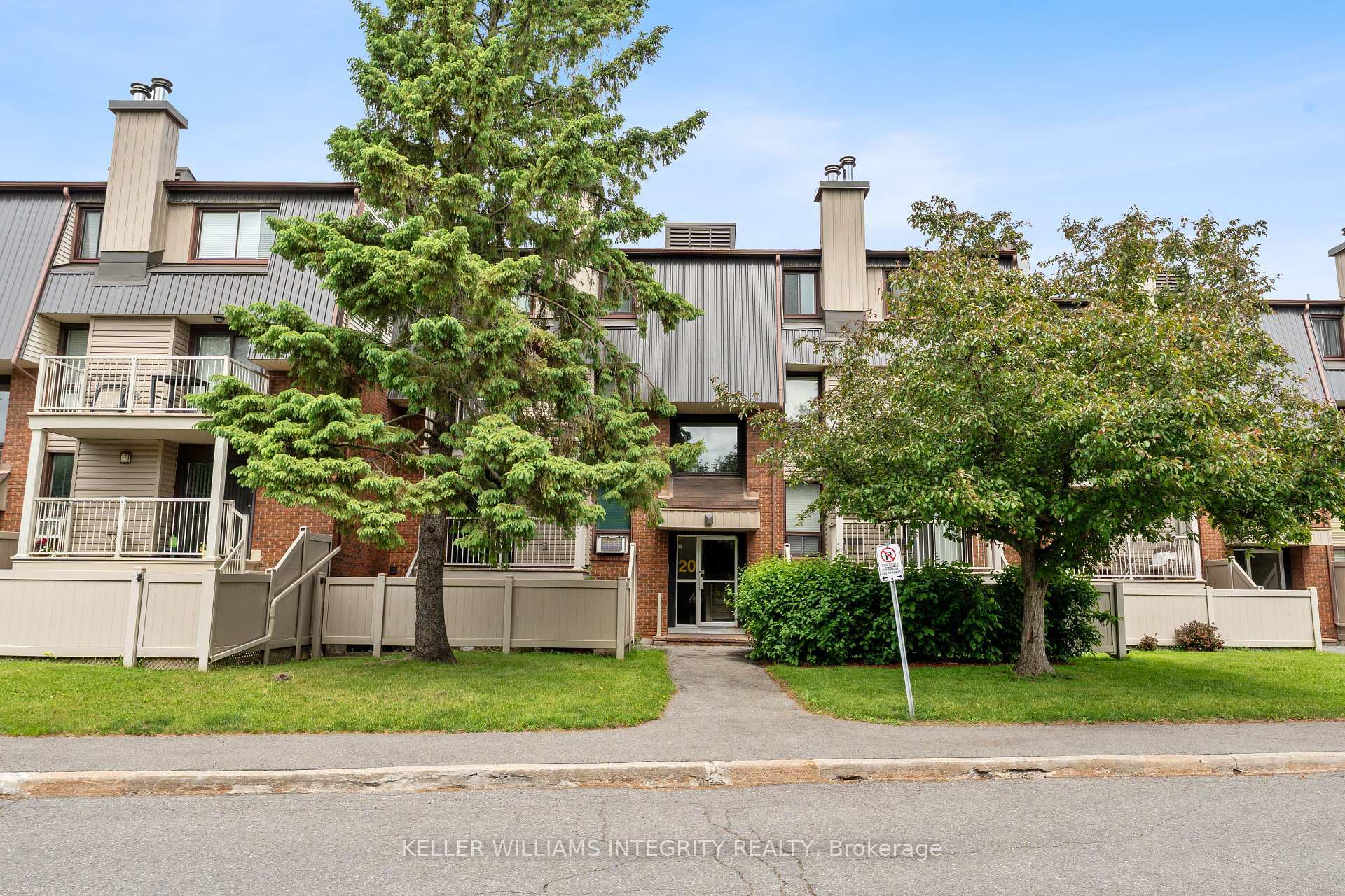 20 Sweetbriar Circle 4  Barrhaven ON K2J 2K4 photo