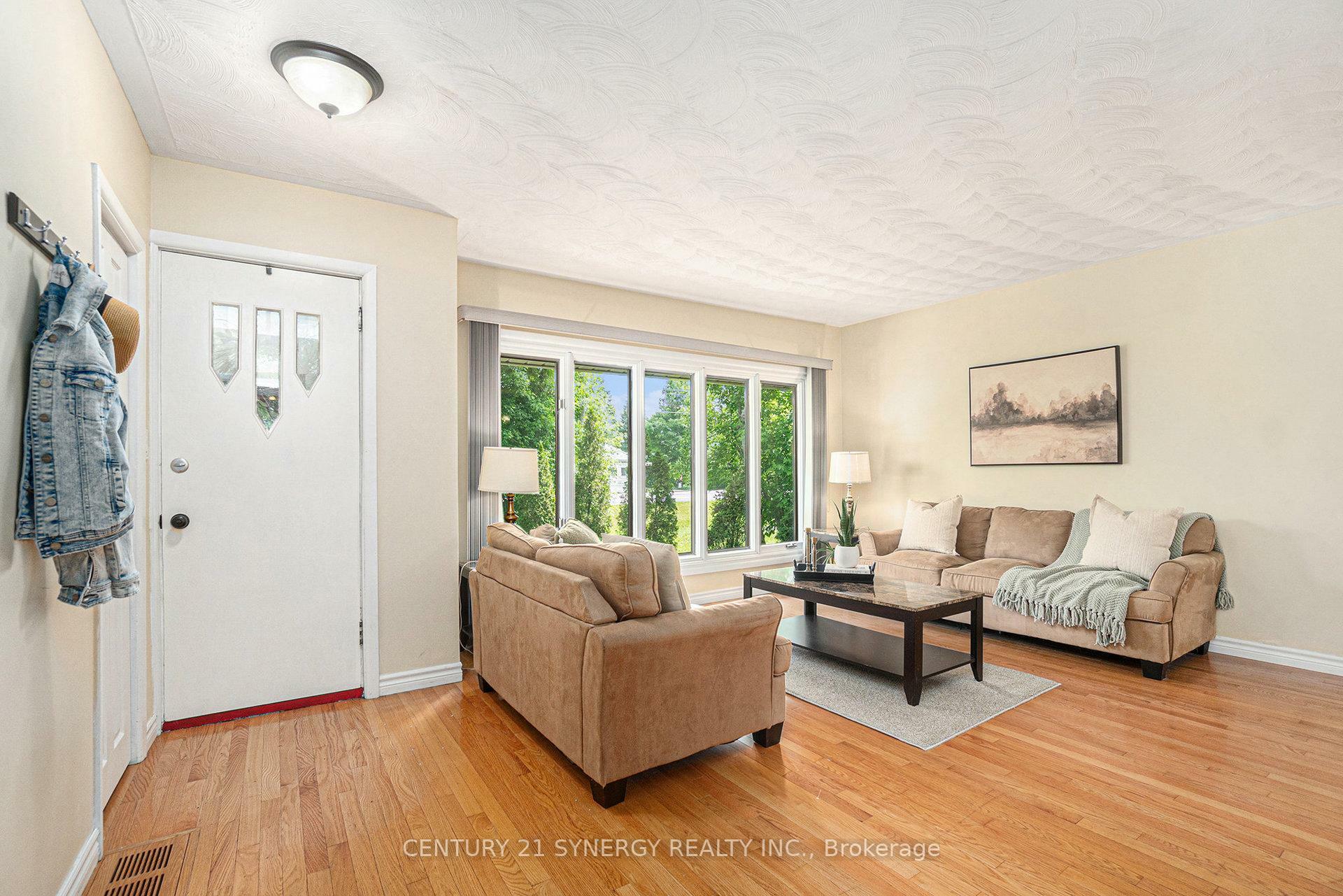 Property Photo: 7412 Roger Stevens Drive ON K7A 4S6