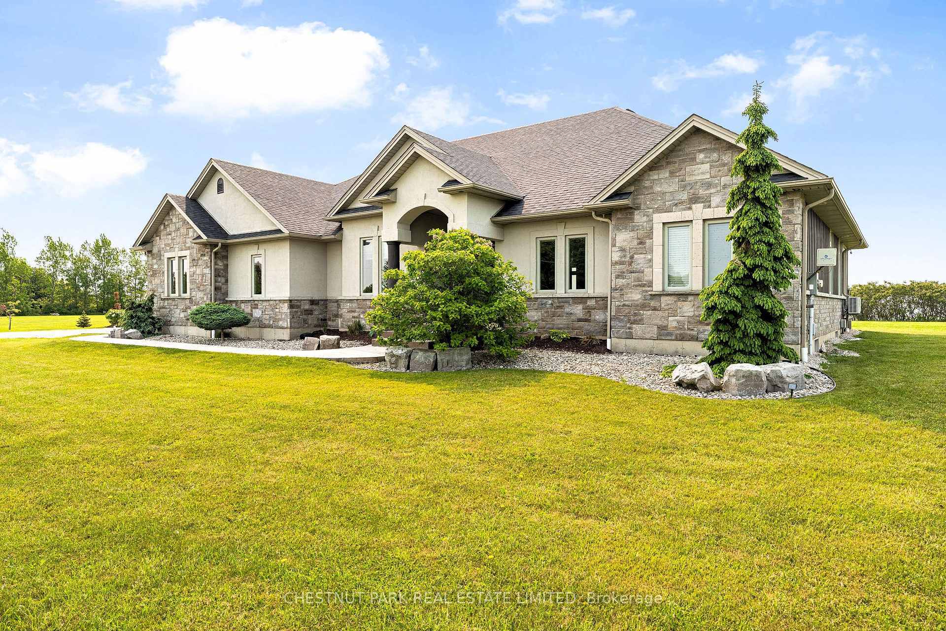Photo de la propriété: 5084 Talbot Trail ON N0P 1W0