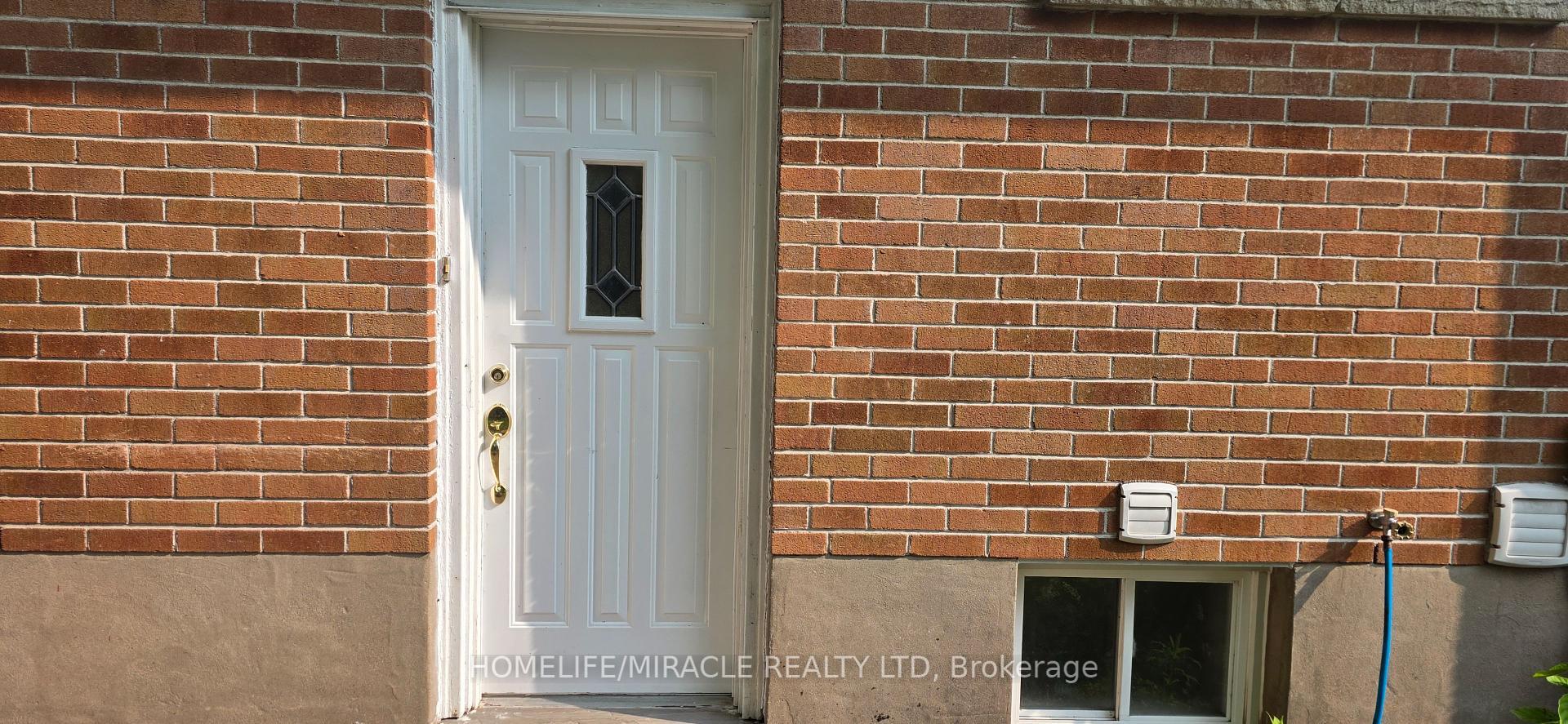 Property Photo: 855 Olive Avenue Bsmt ON L1H 2S7
