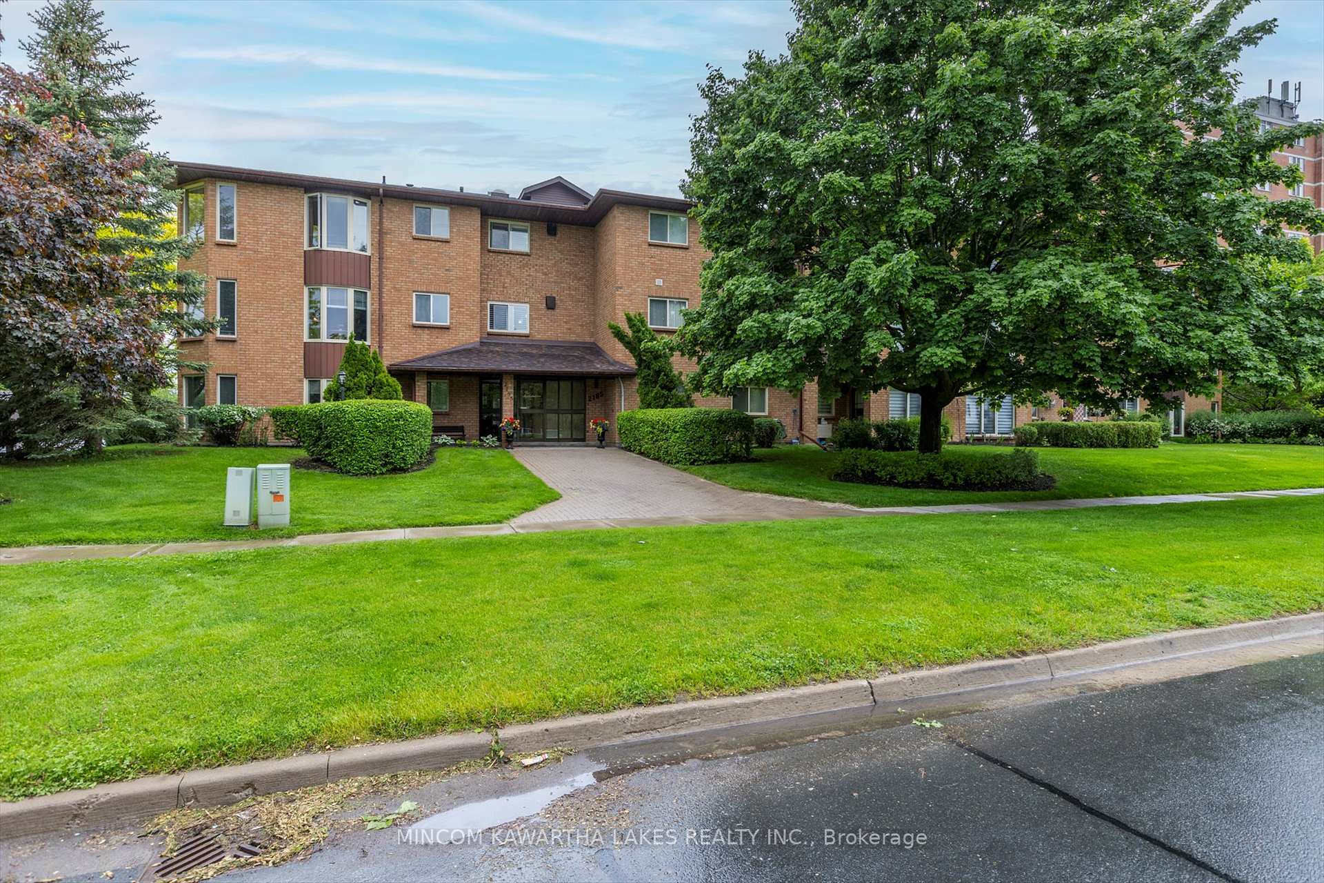 2185 Walker Avenue 303  Peterborough East ON K9L 1T6 photo
