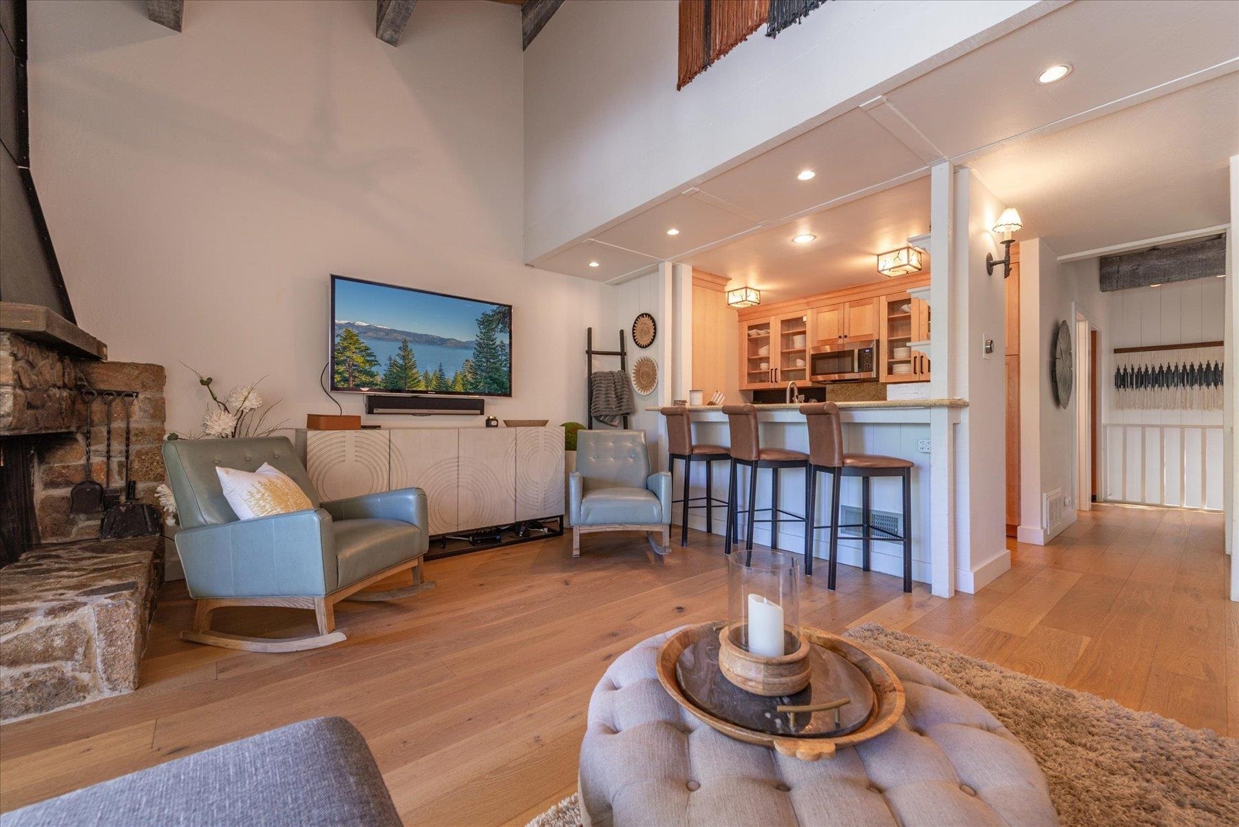 Property Photo: 1001 Commonwealth Drive 17 CA 96143