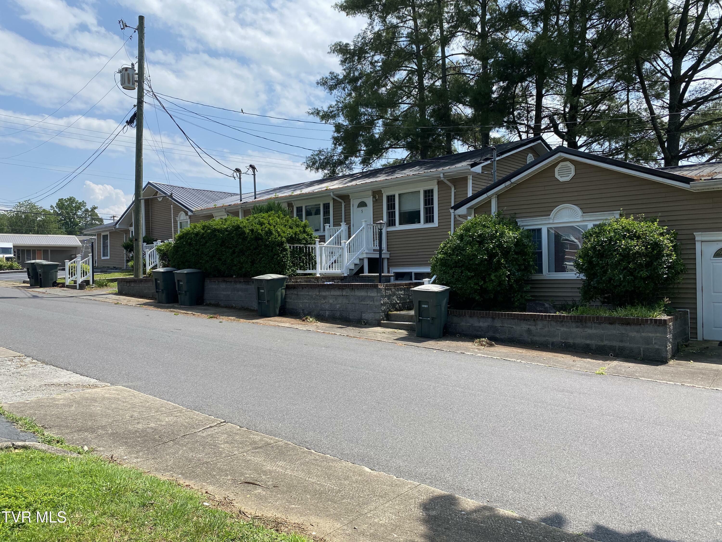 Property Photo: 1411 West G Street TN 37643