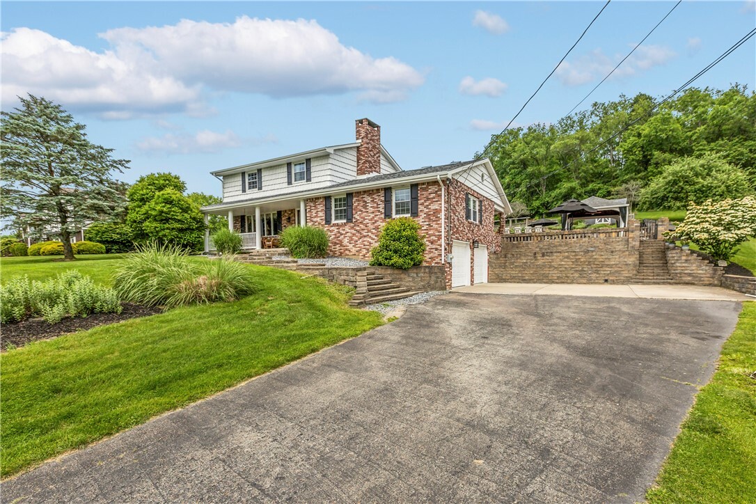 Property Photo:  375 Navaho Hollow Rd  PA 15438 