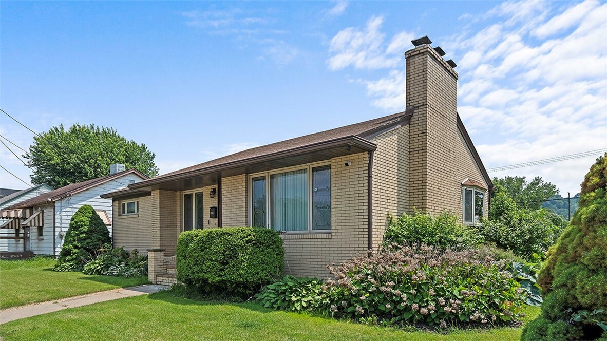 Property Photo: 5109 Grand Ave PA 15225