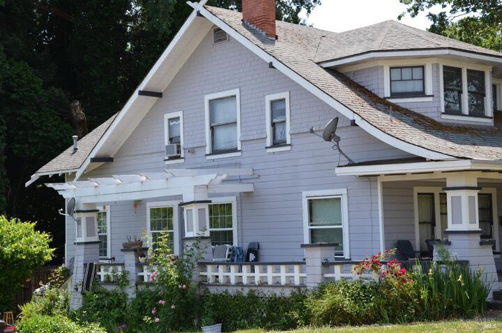 Property Photo: 307 Redwood Avenue 4 CA 95490