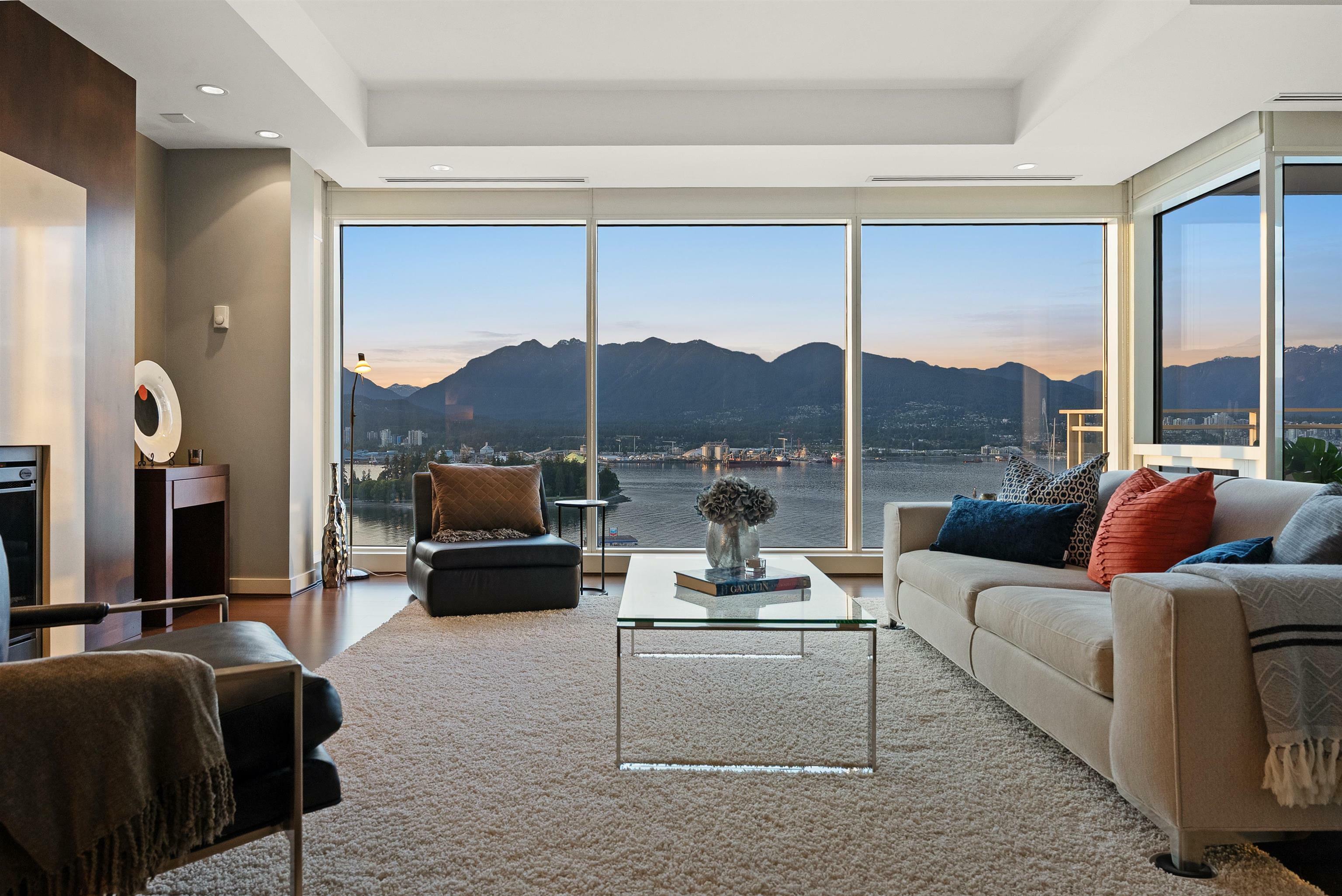 Photo de la propriété: 1139 W Cordova Street 2202 BC V6C 0A2