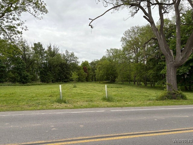 6265 Salt Road  Clarence NY 14031 photo