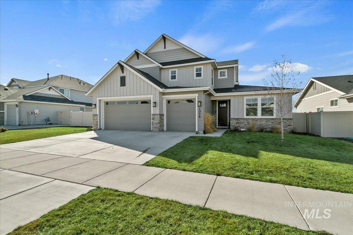 Property Photo:  1075 E Whitetail St.  ID 83634 