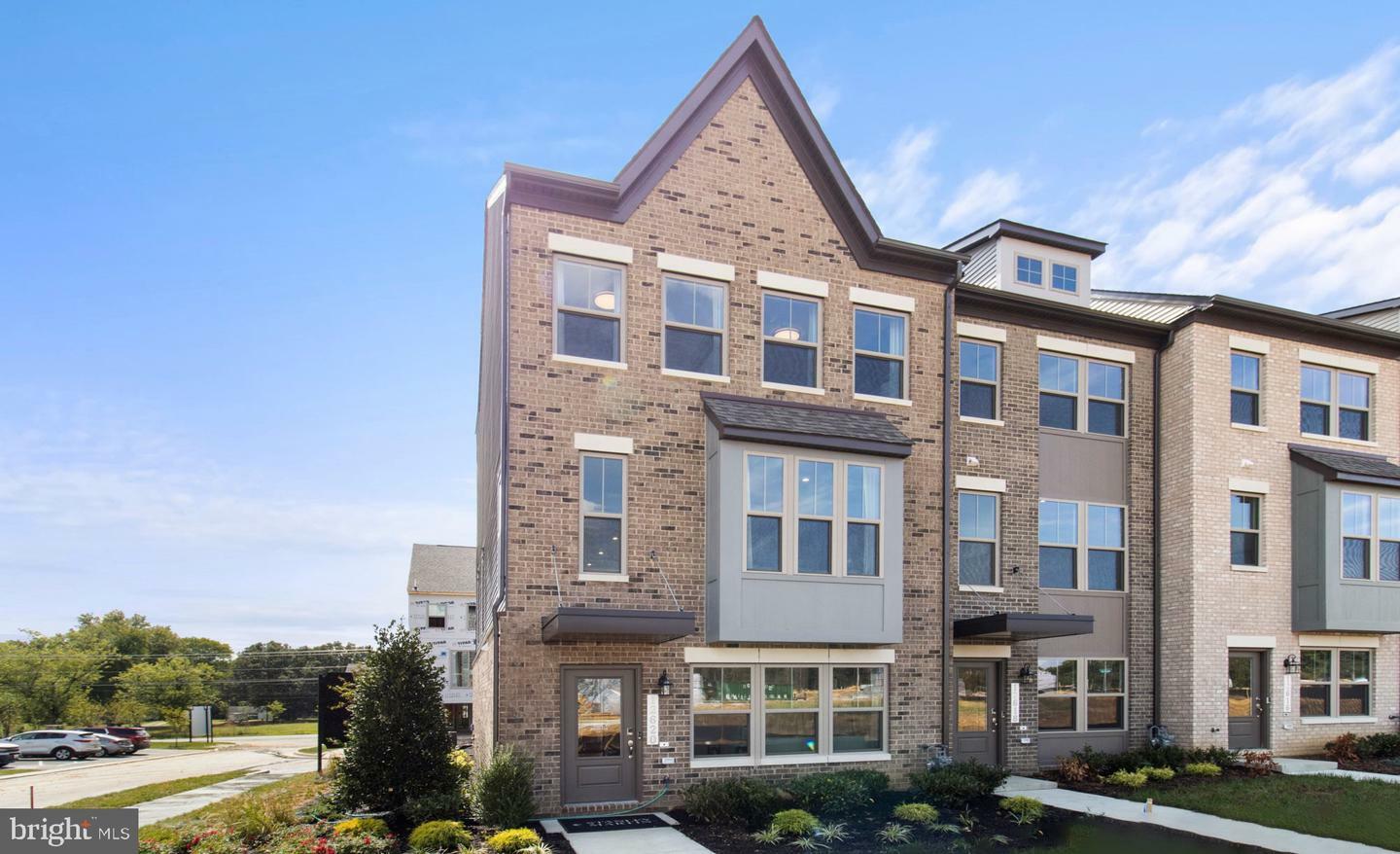 Property Photo: 10985 Pinnacle Green Road MD 20774