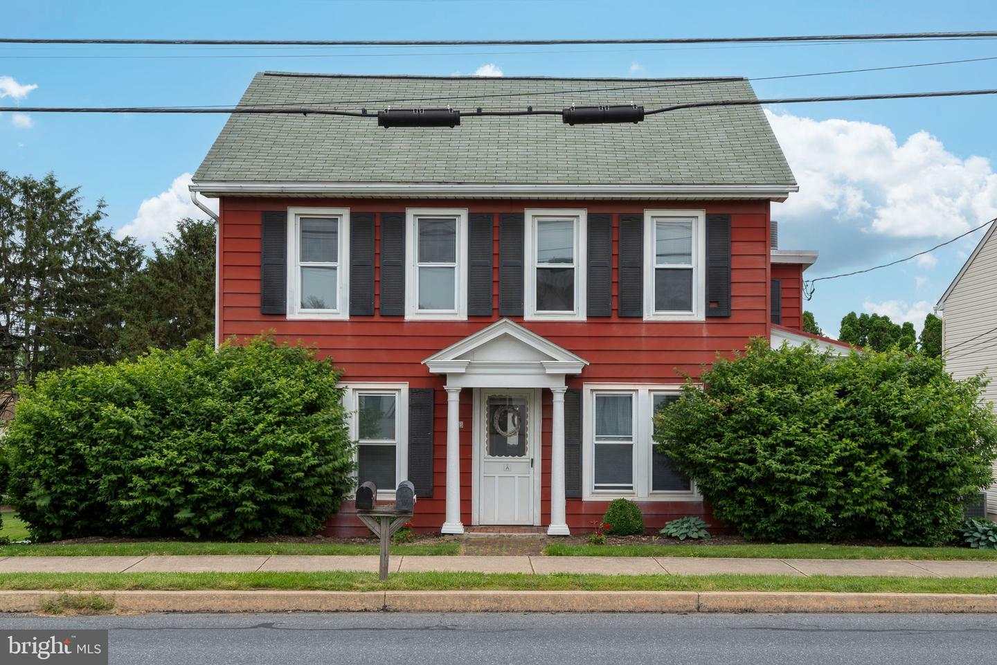168 S Market Street  Ephrata PA 17522 photo