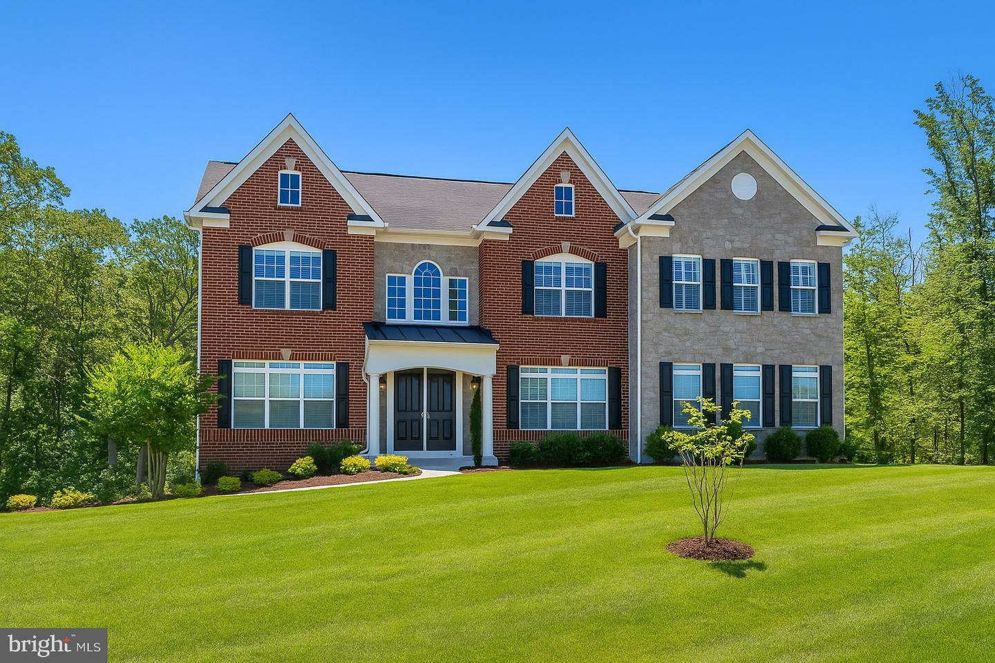Property Photo: 7640 Knotting Hill Lane MD 20677