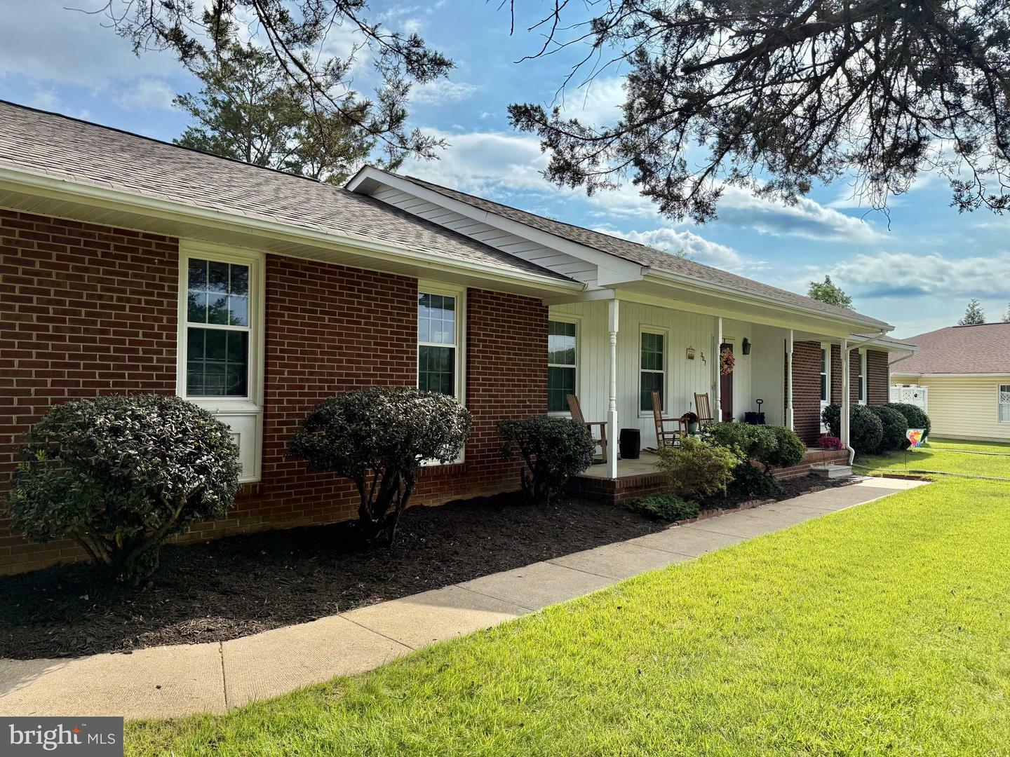 Property Photo: 307 Butternut Drive VA 22408