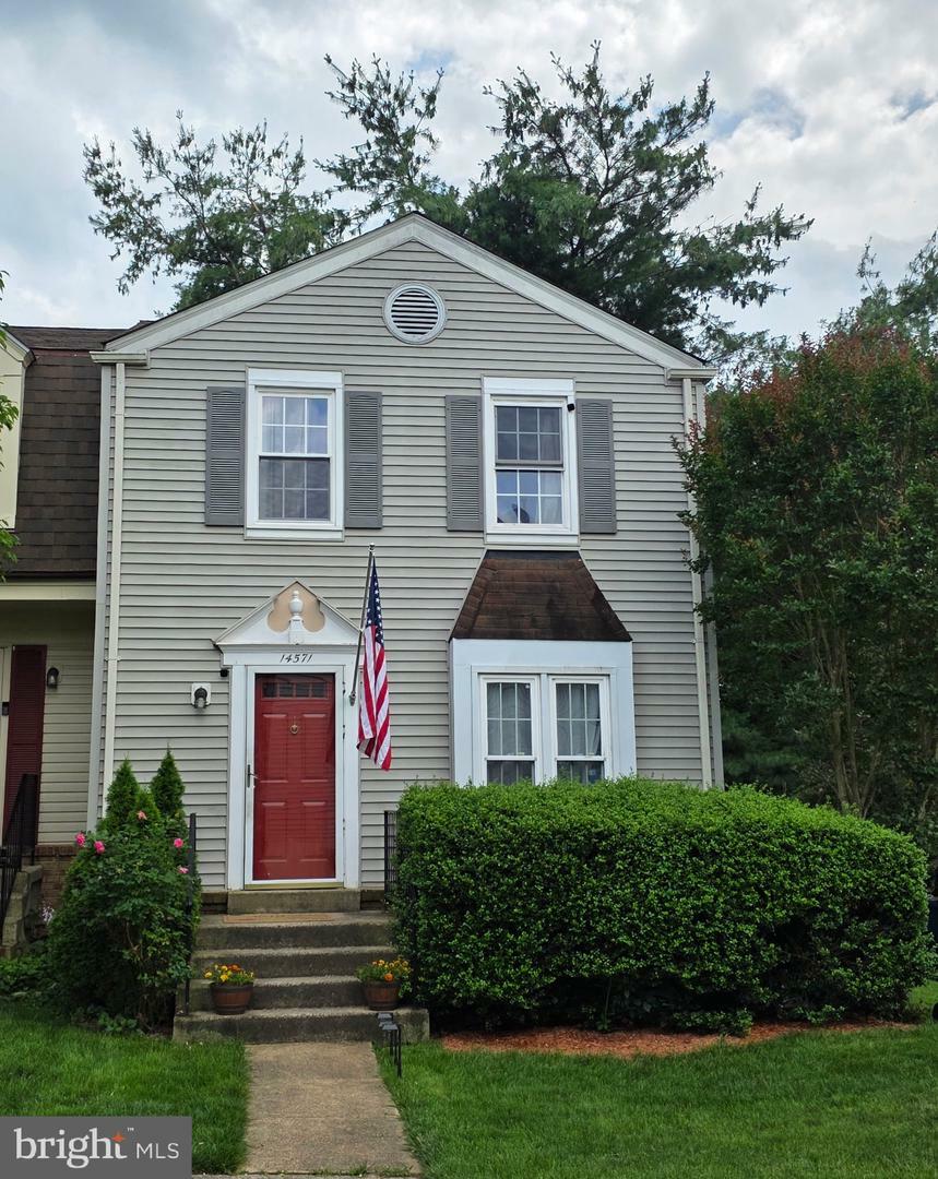 Property Photo: 14571 Truro Parish Court VA 20120
