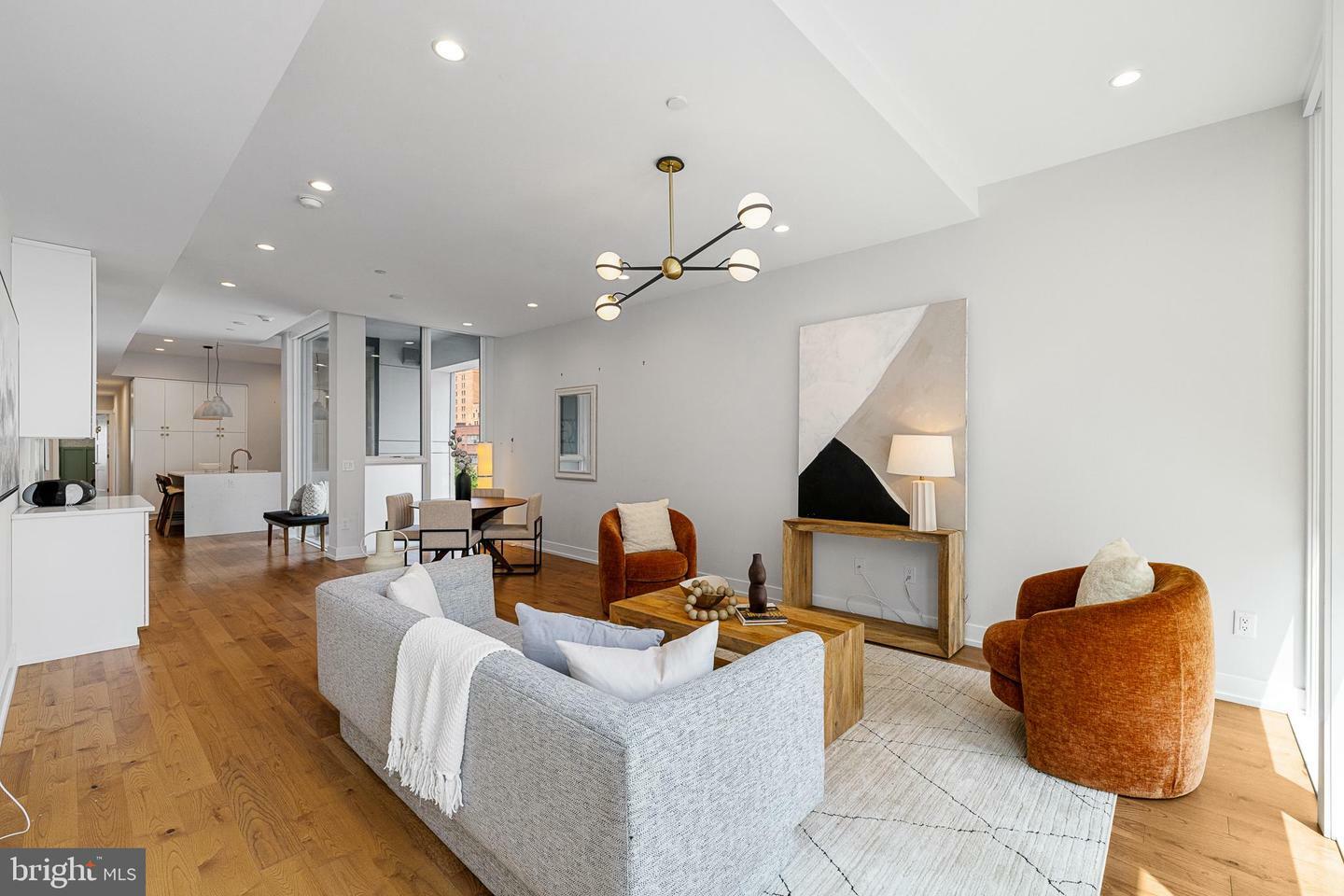Property Photo: 262 S 16th Street 7 PA 19102