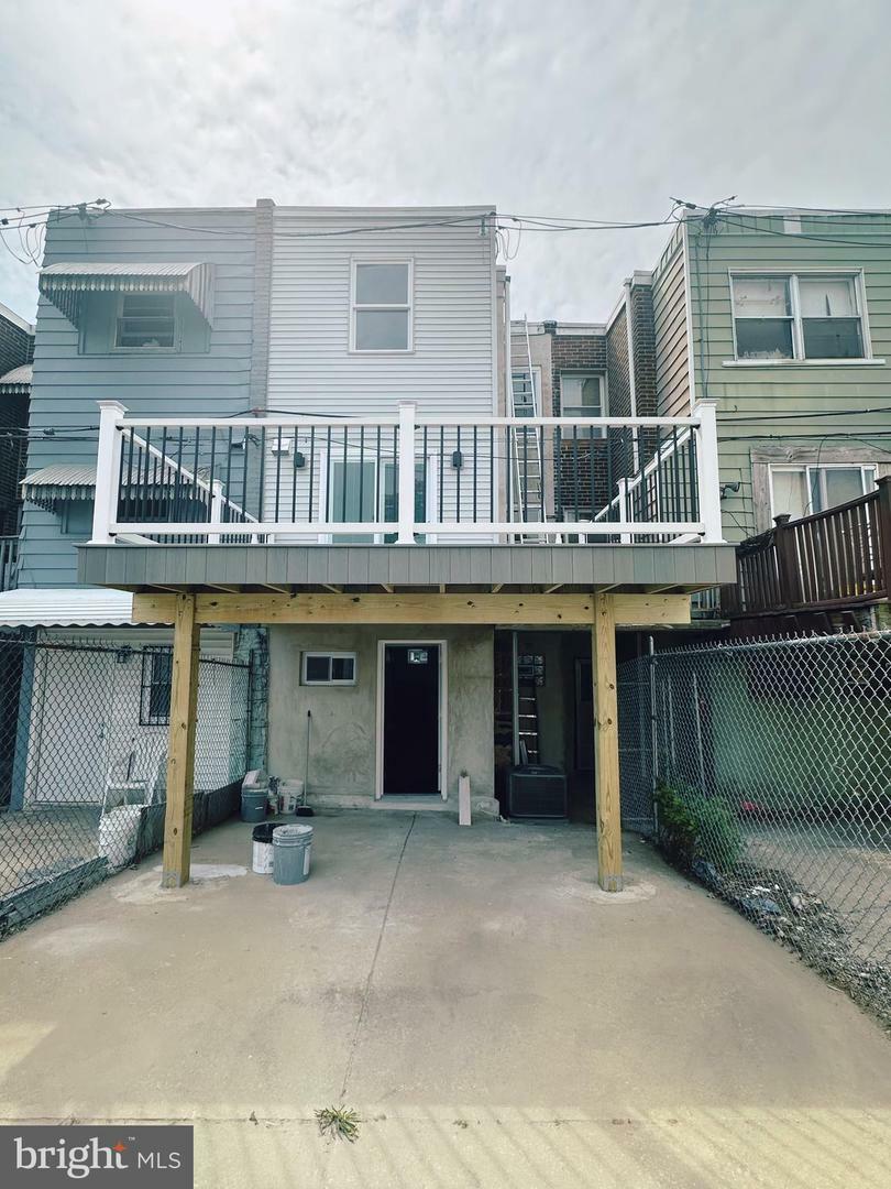 Property Photo: 2829 S Randolph Street PA 19148
