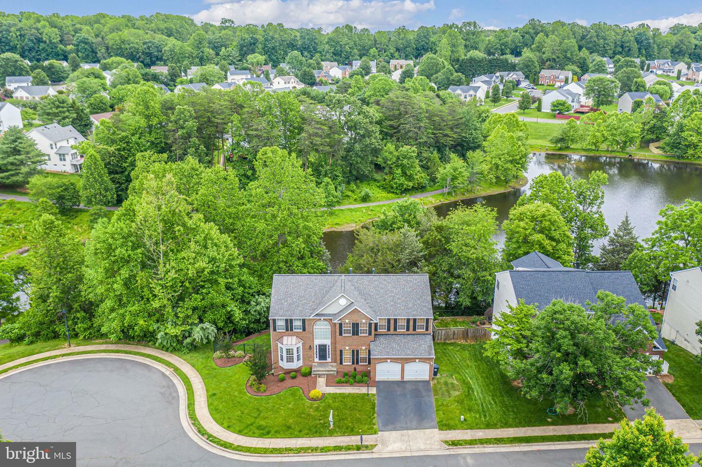 Property Photo: 5223 Daybreak Lane VA 22193