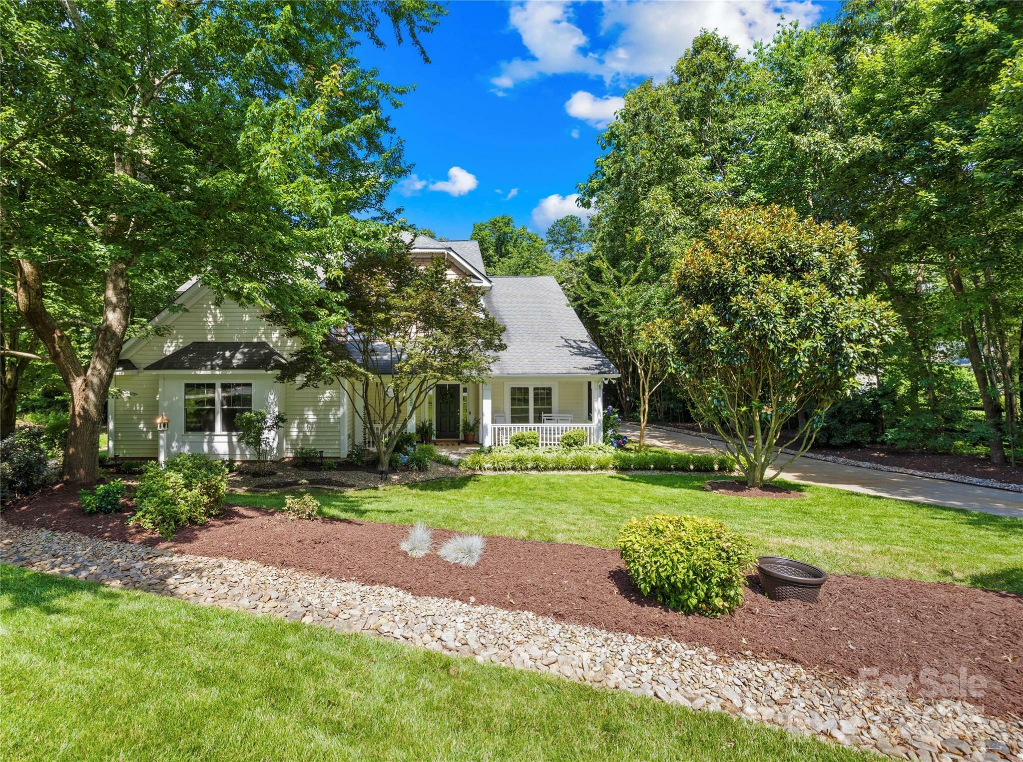 Property Photo: 833 Lemond Lane NC 28037